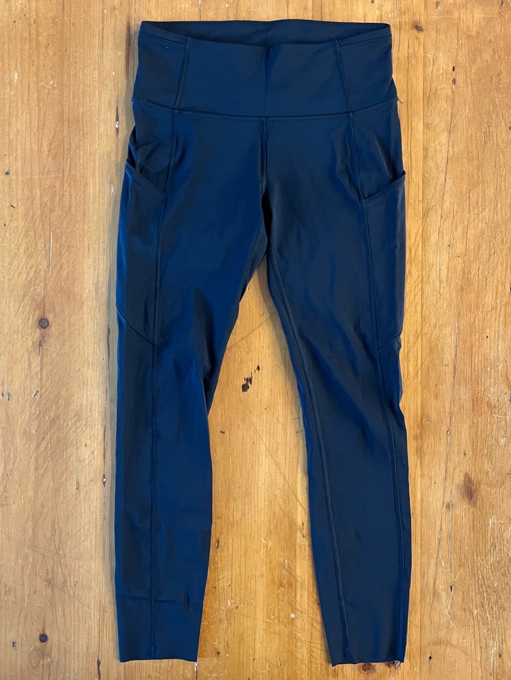 Lululemon Fast & Free 7/8 Tight II *Non-Reflective Nulux 25"
Black